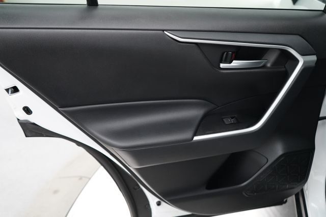 2025 Toyota RAV4 Hybrid XLE - 23084416 - 33
