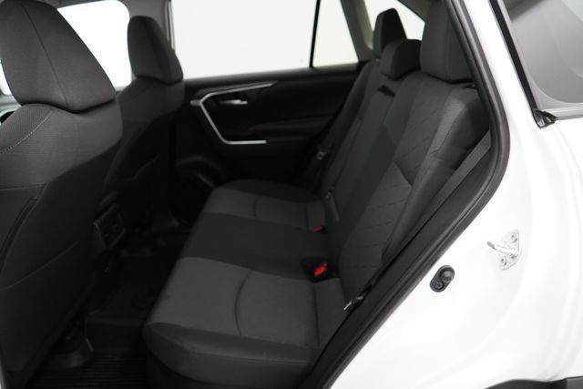2025 Toyota RAV4 Hybrid XLE - 23084416 - 35