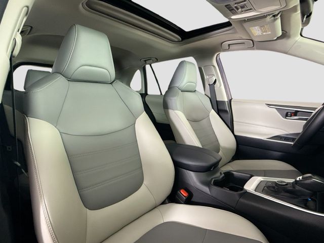 2025 Toyota RAV4 Hybrid XLE Premium - 23099679 - 13