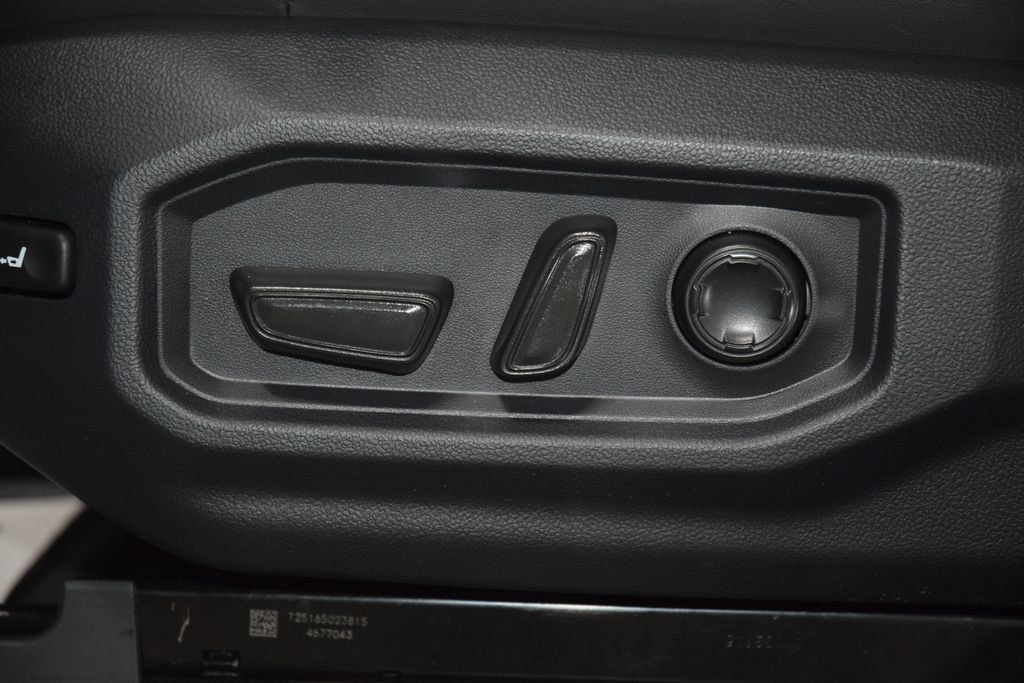 2025 Toyota Sequoia Capstone 4WD - 23031638 - 42