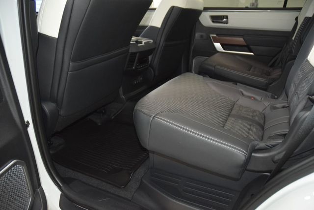 2025 Toyota Sequoia Capstone 4WD - 23031638 - 44