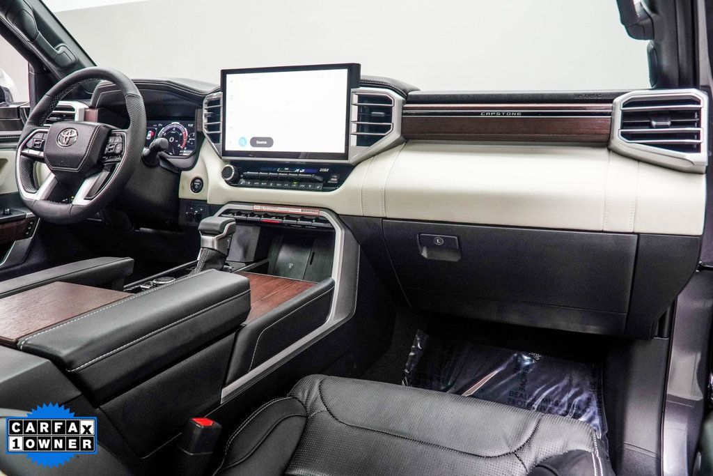 2025 Toyota Sequoia Capstone photo 17