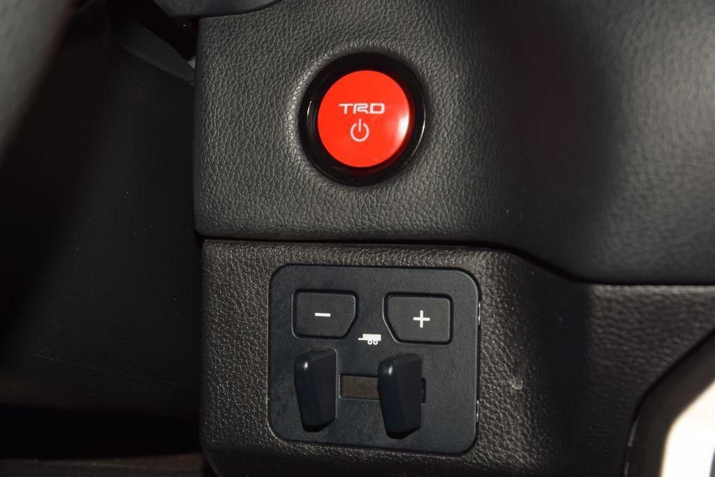 2025 Toyota Sequoia Limited 4WD - 23057616 - 37