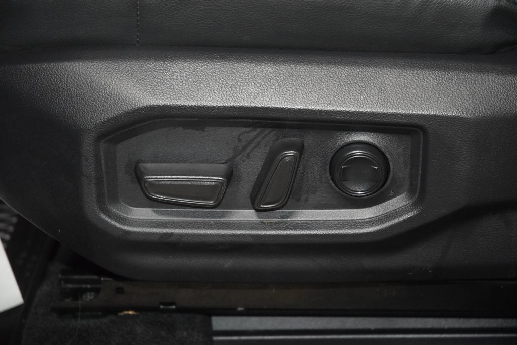 2025 Toyota Sequoia Limited 4WD - 23057616 - 43