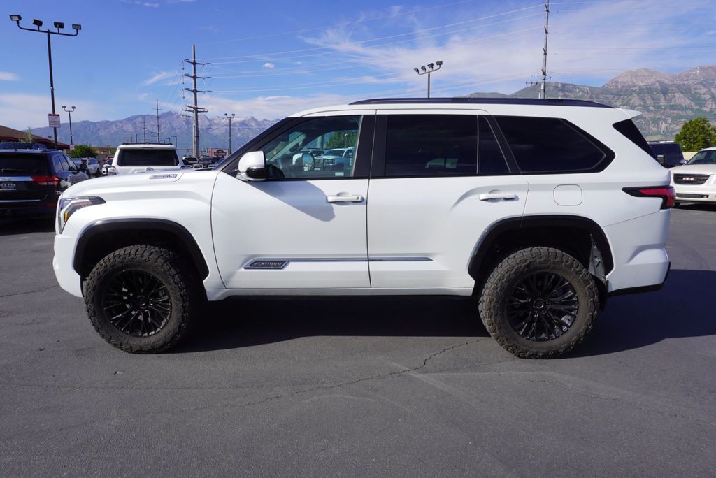 2025 Toyota Sequoia PLATINUM - 23036244 - 1
