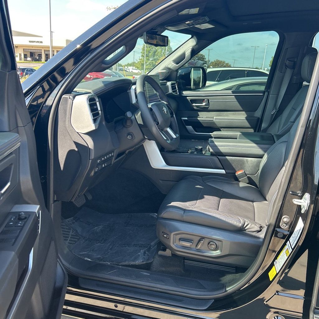 2025 Toyota Sequoia Platinum/4WD/Htd&CldSts/PanoRoof/HeadUpDisplay/JBL Audio/360Cam - 22937631 - 2