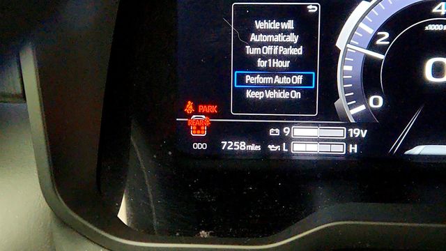 2025 Toyota Sequoia Platinum 4WD with Power Extending Running Boards - 22962872 - 15