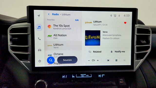 2025 Toyota Sequoia Platinum 4WD with Power Extending Running Boards - 22962872 - 17