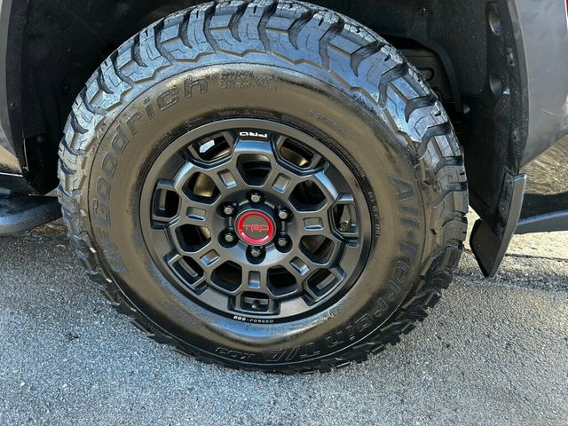 2025 Toyota Sequoia TRD Pro/2ndRowCaptains/PanoramicSunroof/Heated&CooledSeats - 22937112 - 33