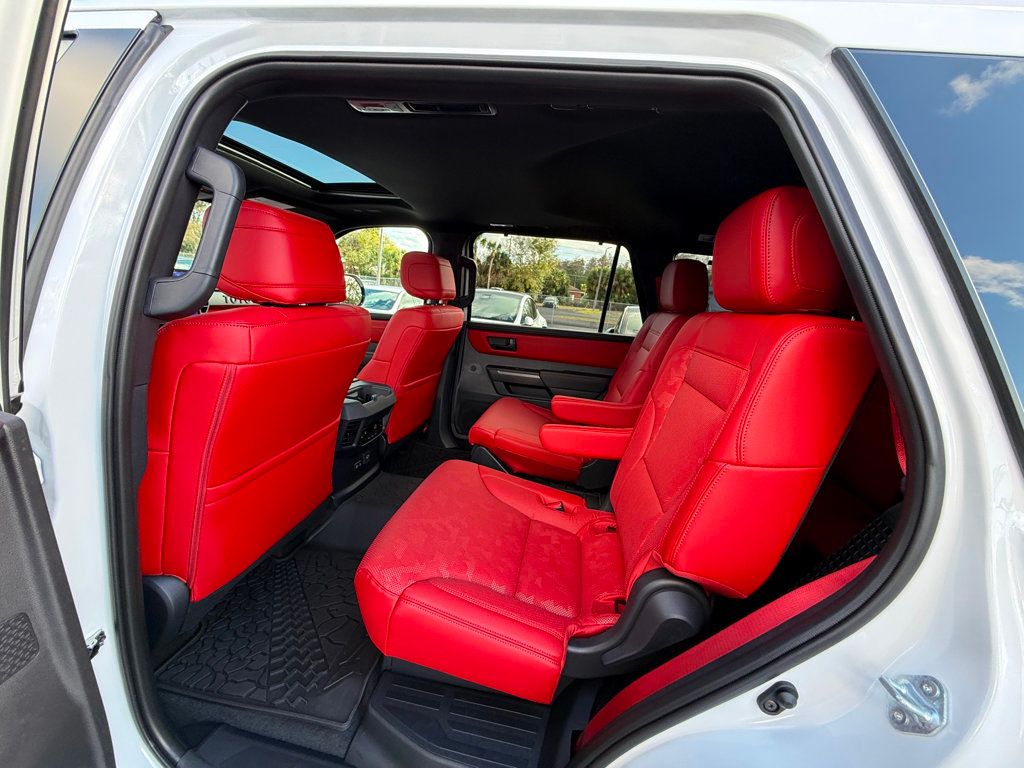 2025 Toyota Sequoia TRD Pro 4WD - 22993125 - 25