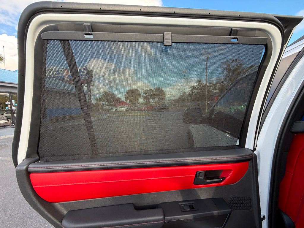 2025 Toyota Sequoia TRD Pro 4WD - 22993125 - 27