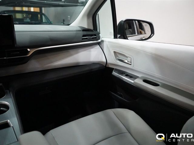 2025 Toyota Sienna  - 22956976 - 19