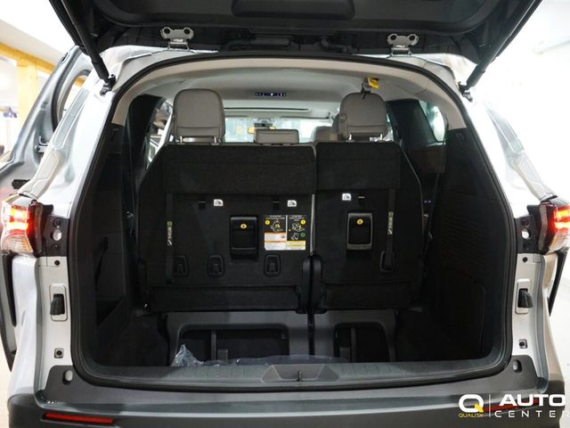 2025 Toyota Sienna  - 22956976 - 31