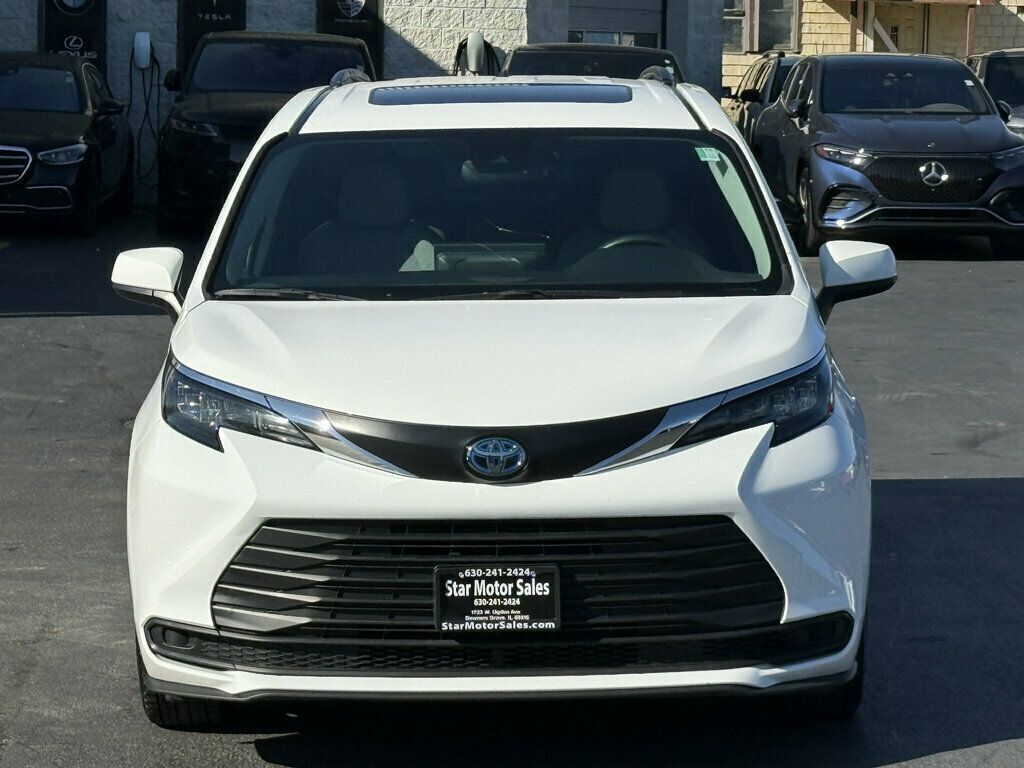 2025 Toyota Sienna LE AWD 8-Passenger - 23095617 - 9