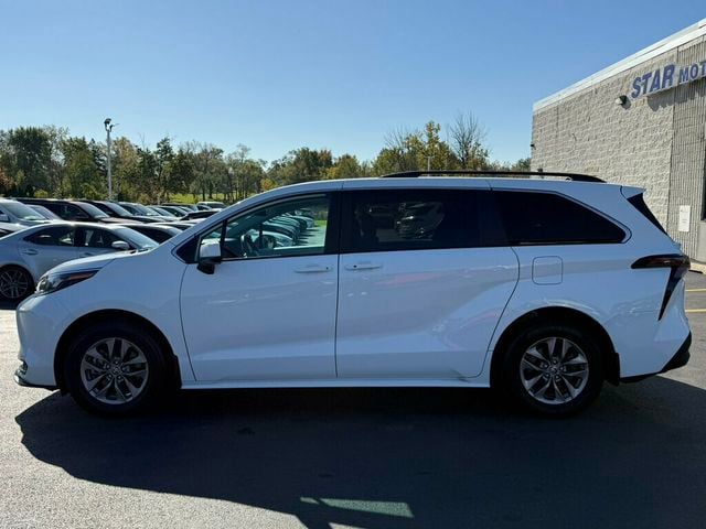 2025 Toyota Sienna LE AWD 8-Passenger - 23095617 - 13