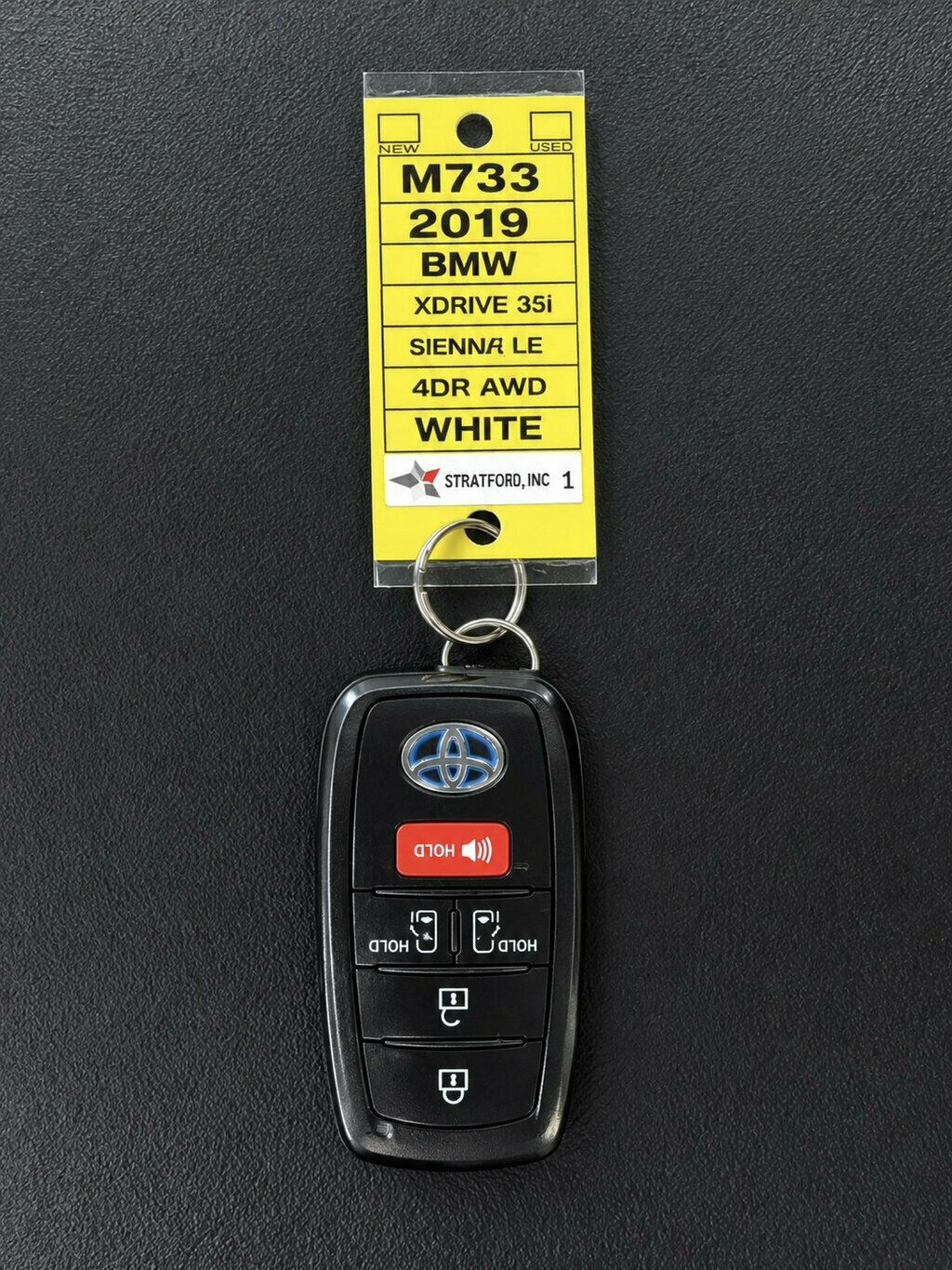 2025 Toyota Sienna LE AWD 8-Passenger - 23095617 - 37