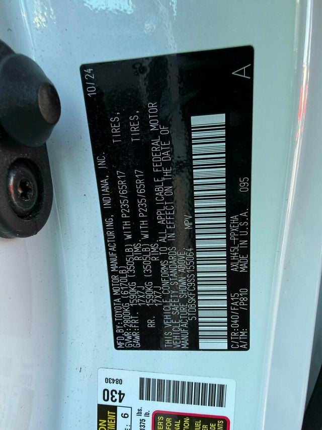 2025 Toyota Sienna LE AWD 8-Passenger - 23095617 - 38