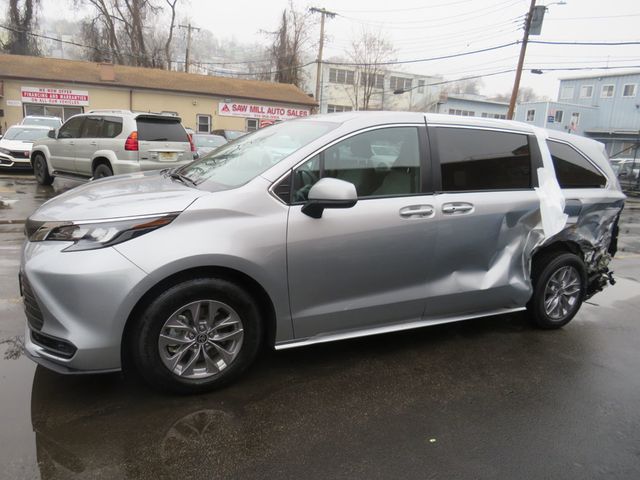 2025 Toyota Sienna LE AWD 8-Passenger (Clear title) - 22989171 - 7
