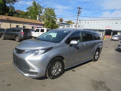 2025 Toyota Sienna