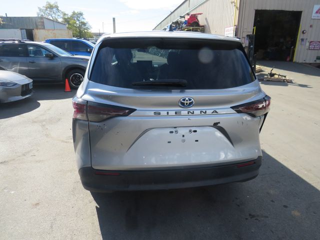 2025 Toyota Sienna LE AWD 8-Passenger(clear title) - 23100871 - 6
