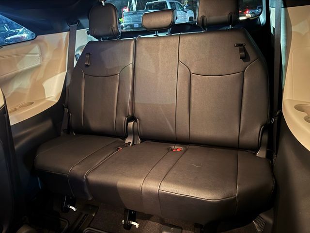 2025 Toyota Sienna Limited AWD 7-Passenger - 22944493 - 12