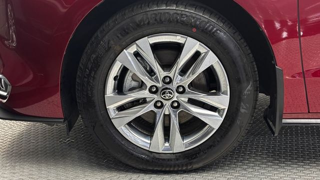 2025 Toyota Sienna Limited AWD 7-Passenger - 23027458 - 10