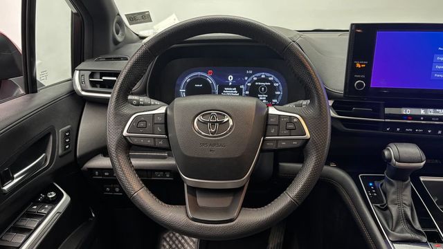 2025 Toyota Sienna Limited AWD 7-Passenger - 23027458 - 28