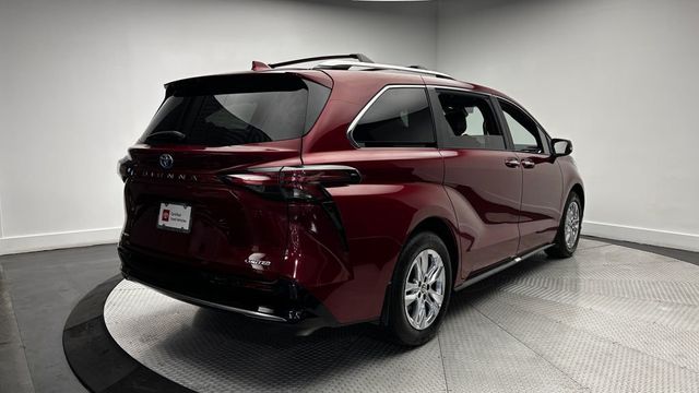 2025 Toyota Sienna Limited AWD 7-Passenger - 23027458 - 38