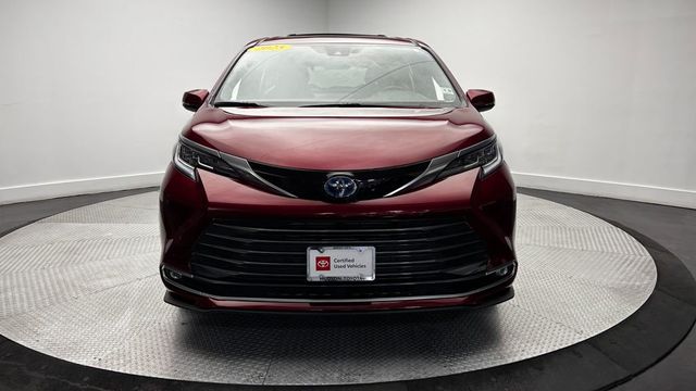 2025 Toyota Sienna Limited AWD 7-Passenger - 23027458 - 44