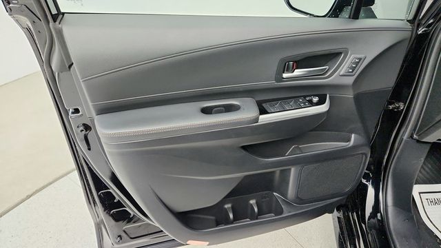 2025 Toyota Sienna Platinum AWD, 7-Seater - 22951240 - 10