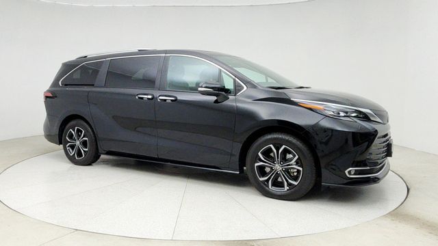 2025 Toyota Sienna Platinum AWD, 7-Seater - 22951240 - 2