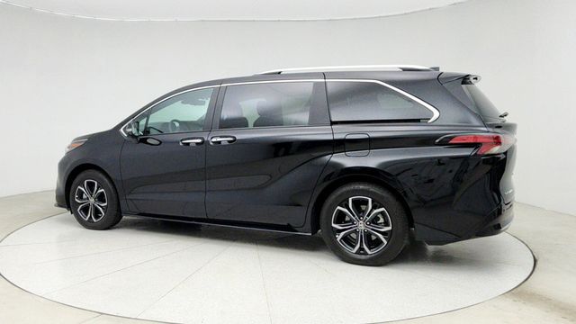 2025 Toyota Sienna Platinum AWD, 7-Seater - 22951240 - 6