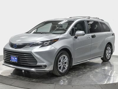 2025 Toyota Sienna