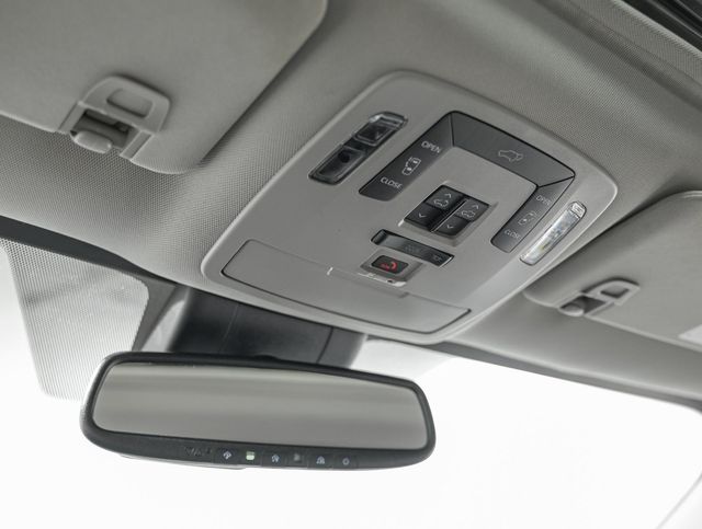 2025 Toyota Sienna XLE - 23083300 - 23