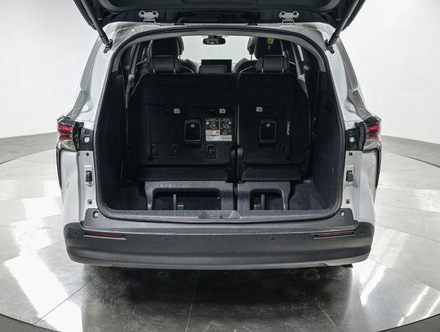 2025 Toyota Sienna XLE - 23083300 - 5