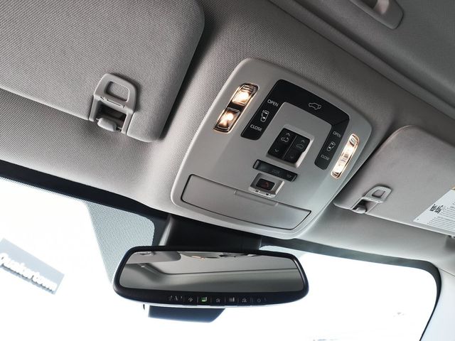 2025 Toyota Sienna XLE - 23093198 - 29