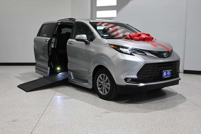 2025 Toyota Sienna XLE AWD 7-Passenger - 23098845 - 1