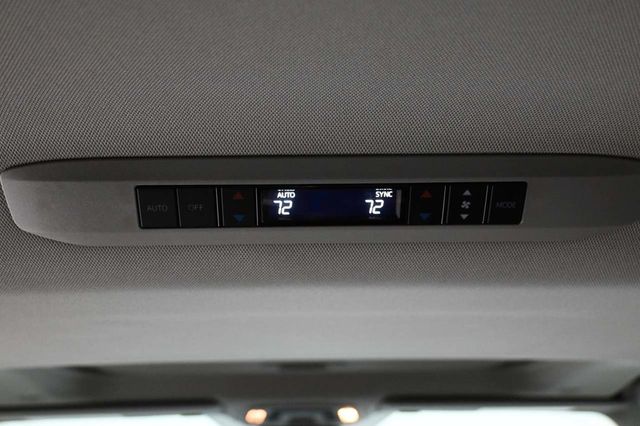 2025 Toyota Sienna XLE AWD 7-Passenger - 23098845 - 29