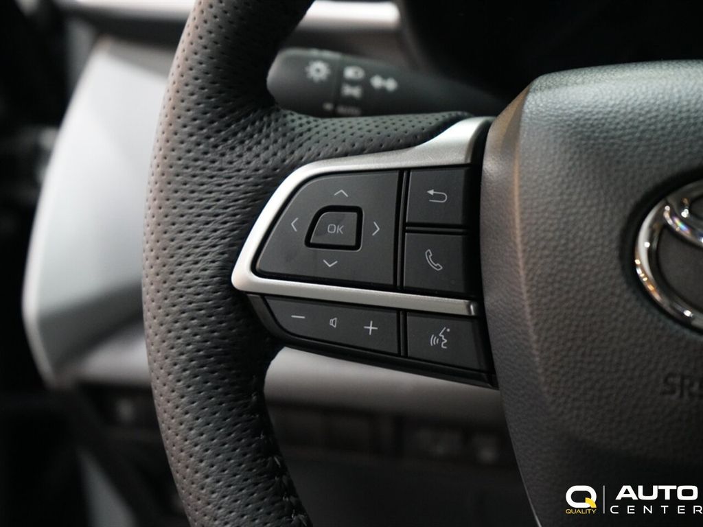 2025 Toyota Sienna XLE FWD 8-Passenger - 22956976 - 15