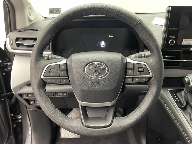 2025 Toyota Sienna XLE FWD 8-Passenger - 22985541 - 20