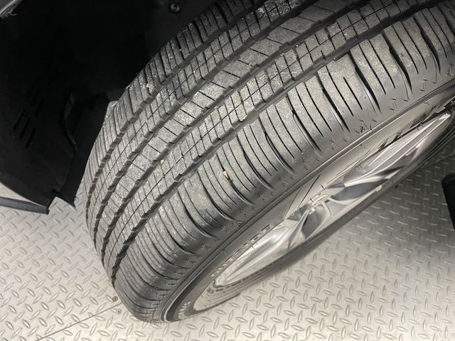 2025 Toyota Sienna XLE FWD 8-Passenger - 22985541 - 47