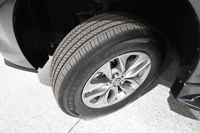 2025 Toyota Sienna XLE Mobility Handicap Van - 23034108 - 10