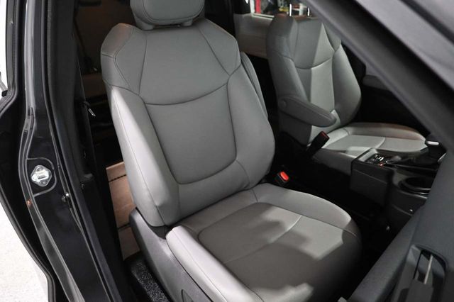 2025 Toyota Sienna XLE Mobility Handicap Van - 23034108 - 15