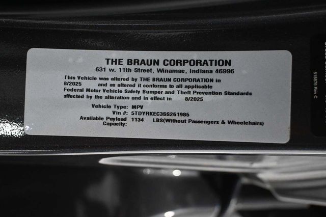 2025 Toyota Sienna XLE Mobility Handicap Van - 23034108 - 34