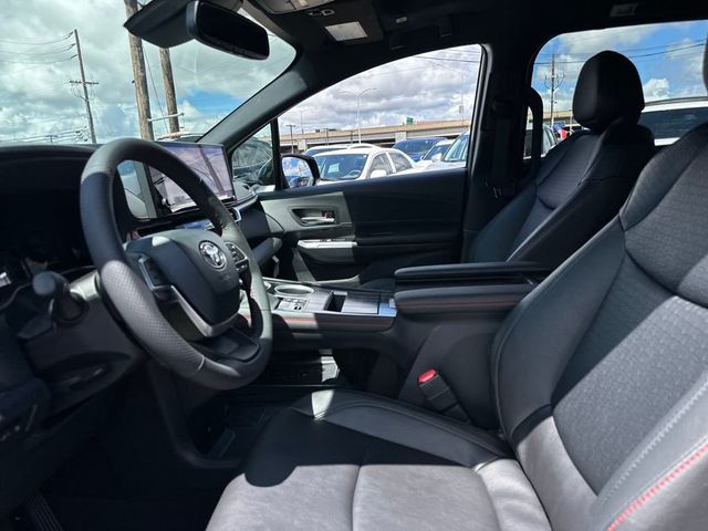 2025 Toyota Sienna XSE FWD 7-Passenger - 22943845 - 11