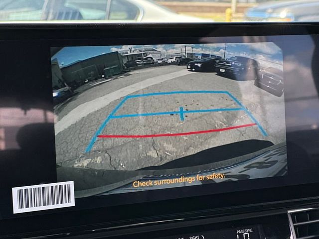 2025 Toyota Sienna XSE FWD 7-Passenger - 22943845 - 15