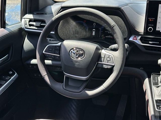 2025 Toyota Sienna XSE FWD 7-Passenger - 22943845 - 16