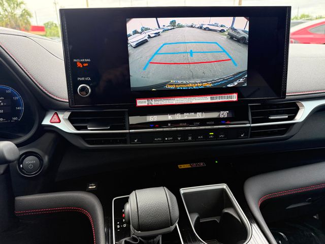 2025 Toyota Sienna XSE FWD 7-Passenger - 22818980 - 16