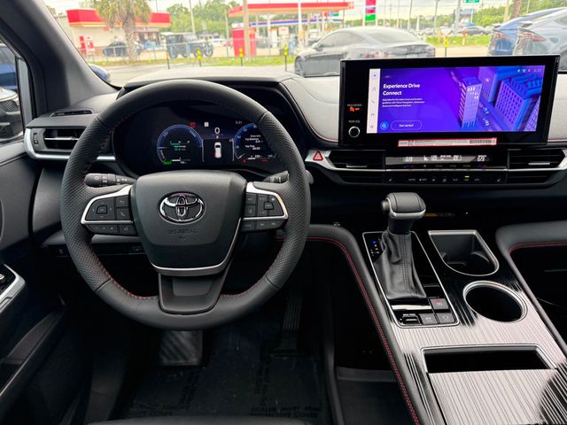 2025 Toyota Sienna XSE FWD 7-Passenger - 22818980 - 18