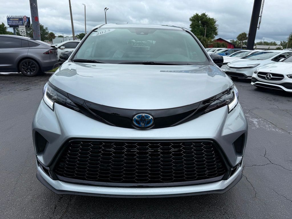 2025 Toyota Sienna XSE FWD 7-Passenger - 22818980 - 1